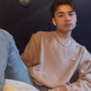 Meet your Posher, Adam